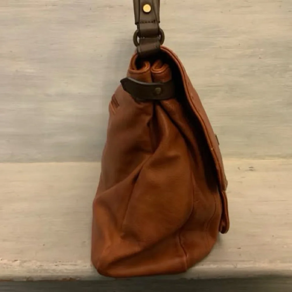 ChillX Brown Faux Leather Hobo Shoulder‎ Bag Purse Good Condition
